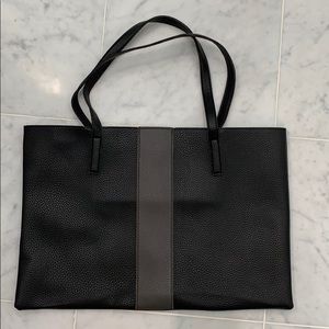 Leather Vince Camuto tote